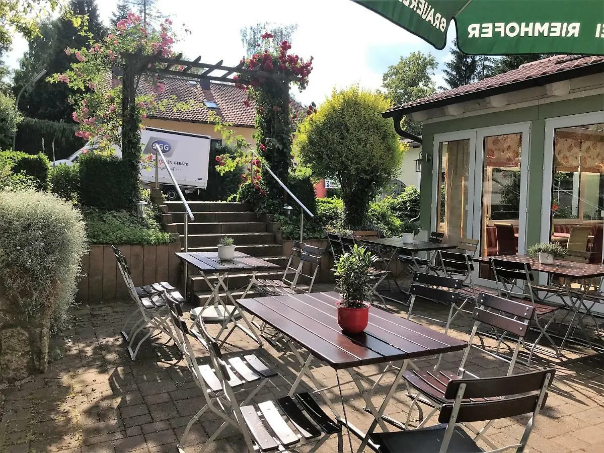 **  Gasthof Lindenwirt Denkendorf  Deutschland